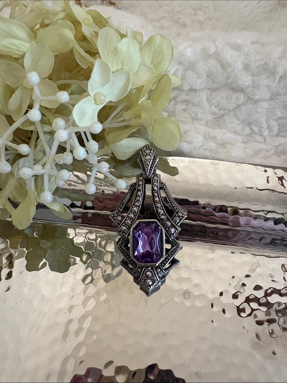 Avon Vintage-Inspired Purple Gem Pendant Necklace - Silver Tone